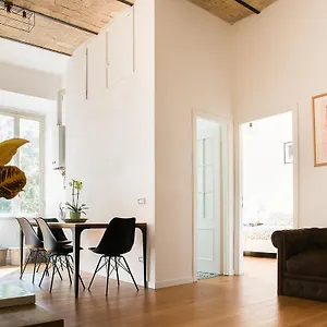 Apartment Domus Claudi Colosseum, Rom